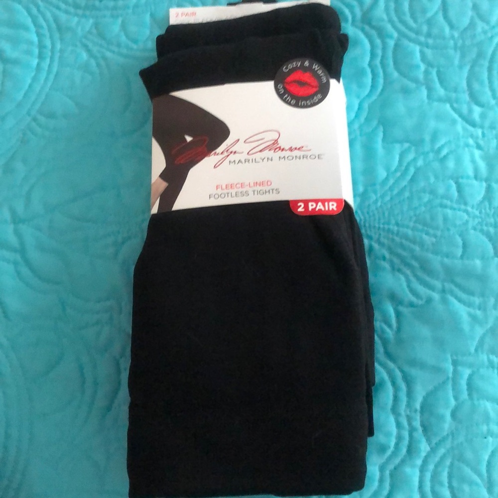 NWT Marilyn Monroe 2pk lined footless tights